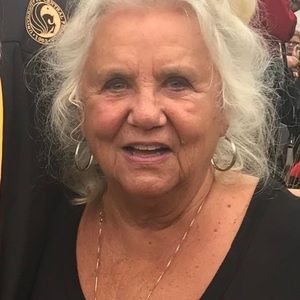 Meet your Posher, Patricia